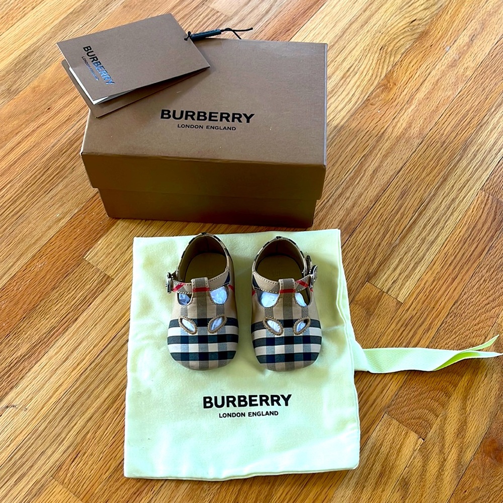 Infant girl burberry shoes